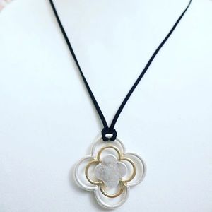 Suede necklaces clover pendant